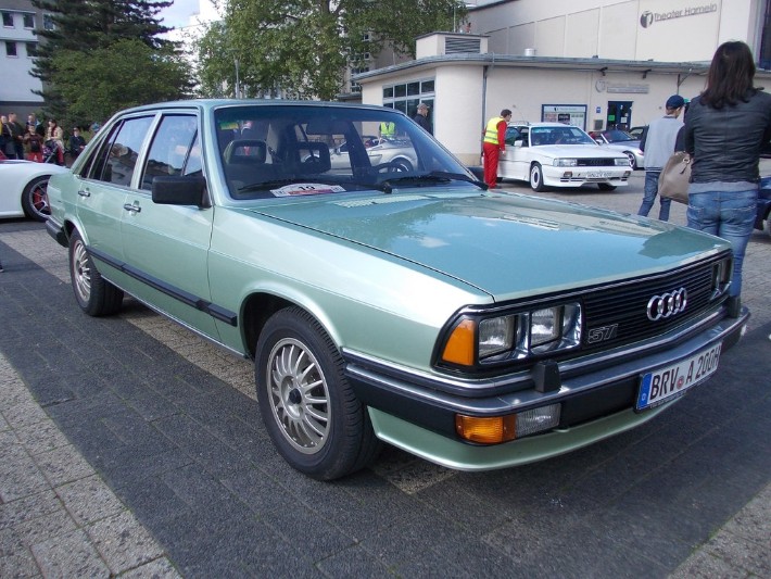 Audi-200-C2-T-1980